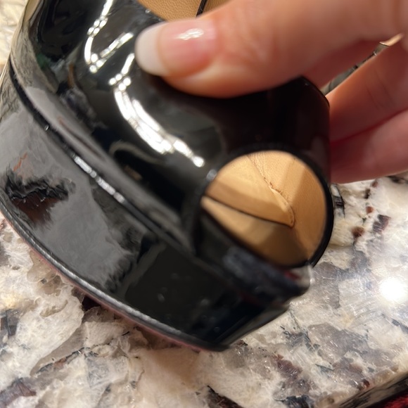 Shoes 👠 - Picture 14 of 17